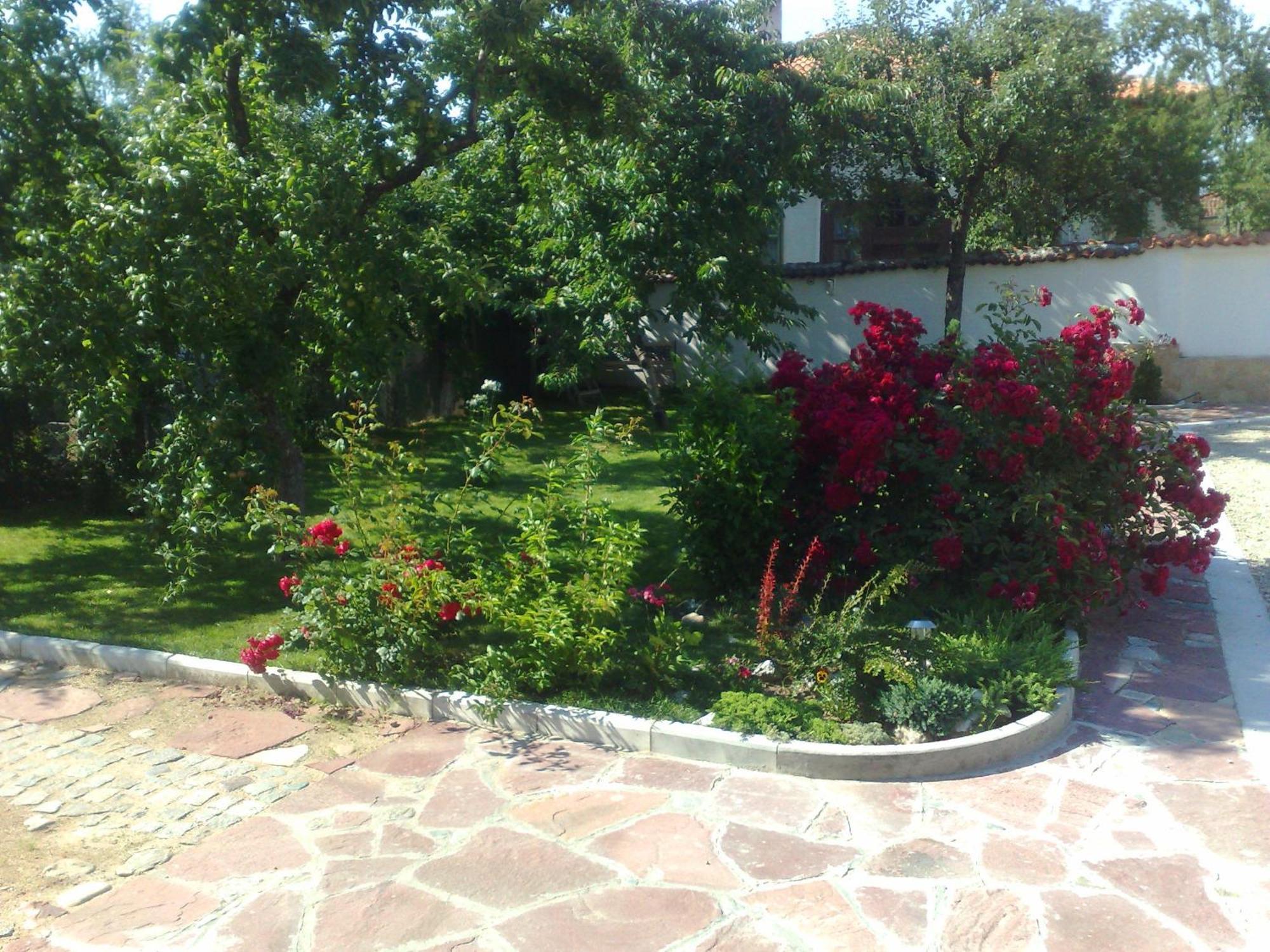 Family Hotel Sonata Samokov Exterior photo