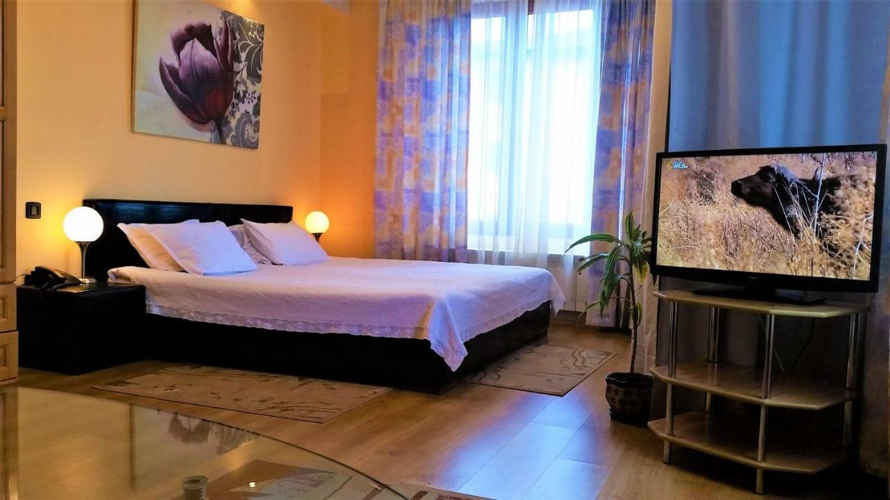 Family Hotel Sonata Samokov Exterior photo